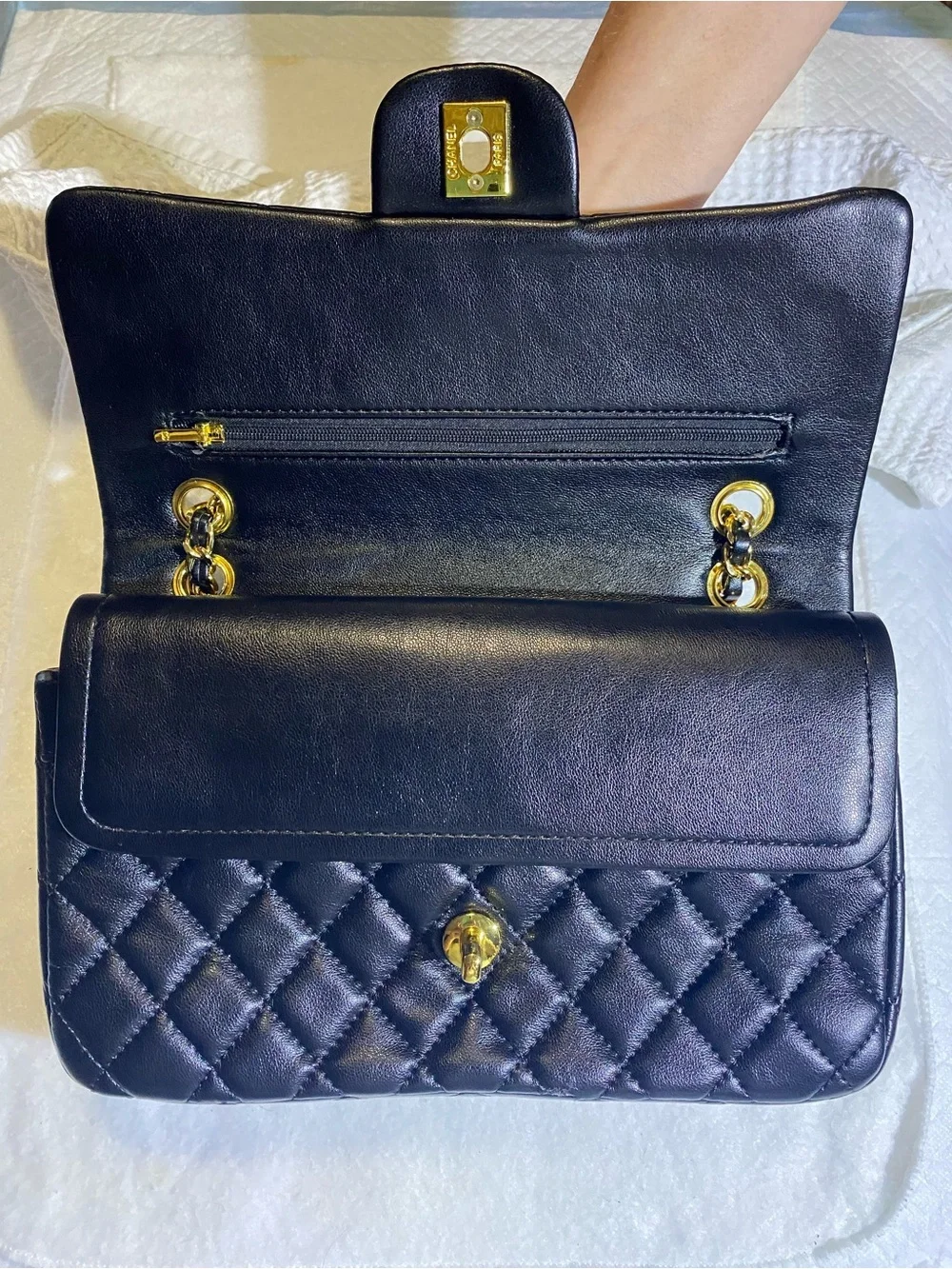 Authentic Vintage CHANEL Medium Classic double flap bag in black quilted leather